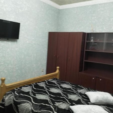 Апартаменты Apartament La Curte Mariana Гура-Гуморулуй Экстерьер фото